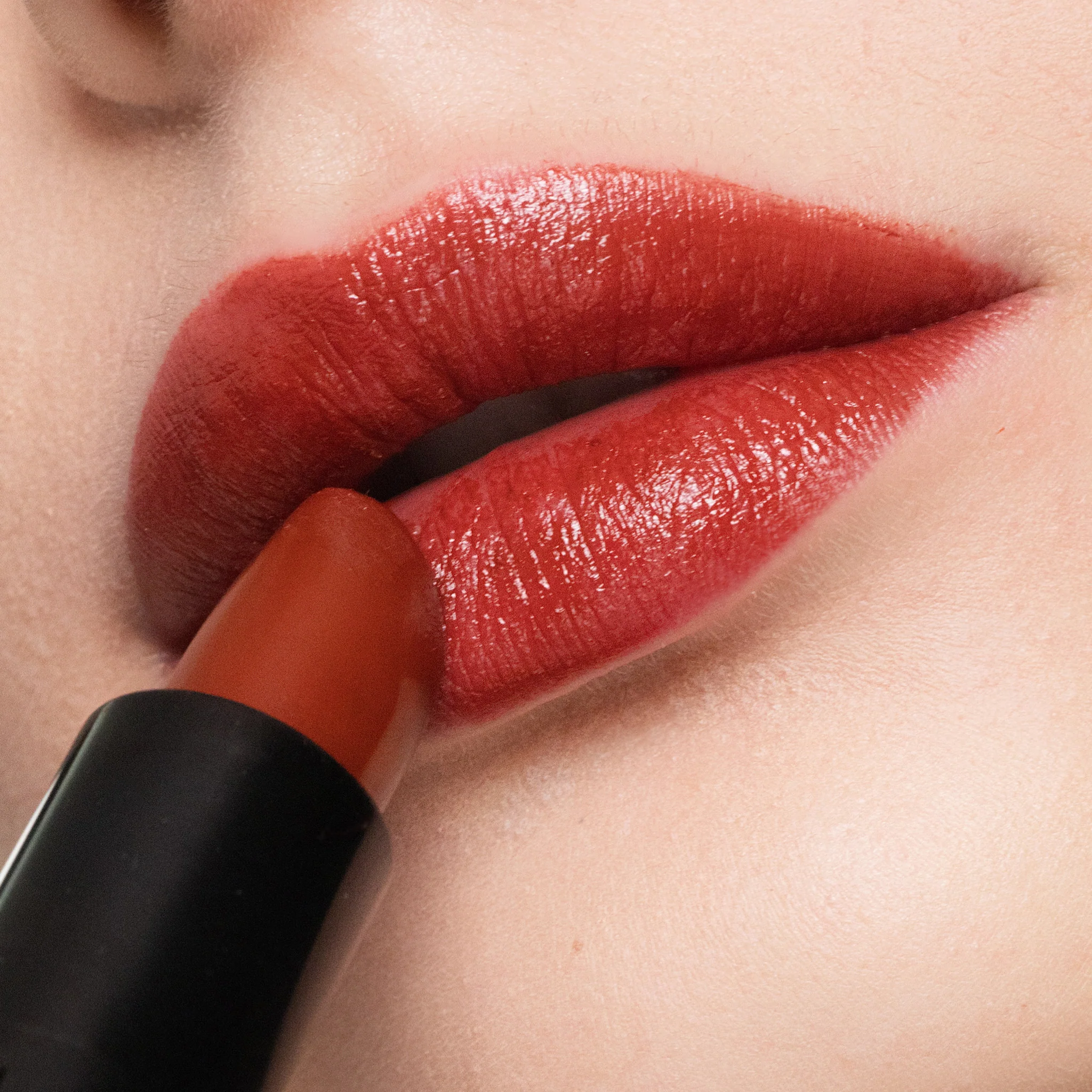 Dramatic Lip Color - Image 29